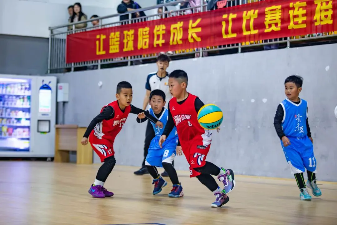 为什么篮球交流对球员发展如此重要_1